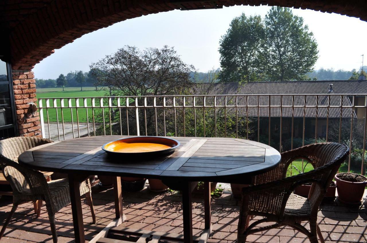 Cascina Radice Bed and Breakfast Arluno Exterior foto